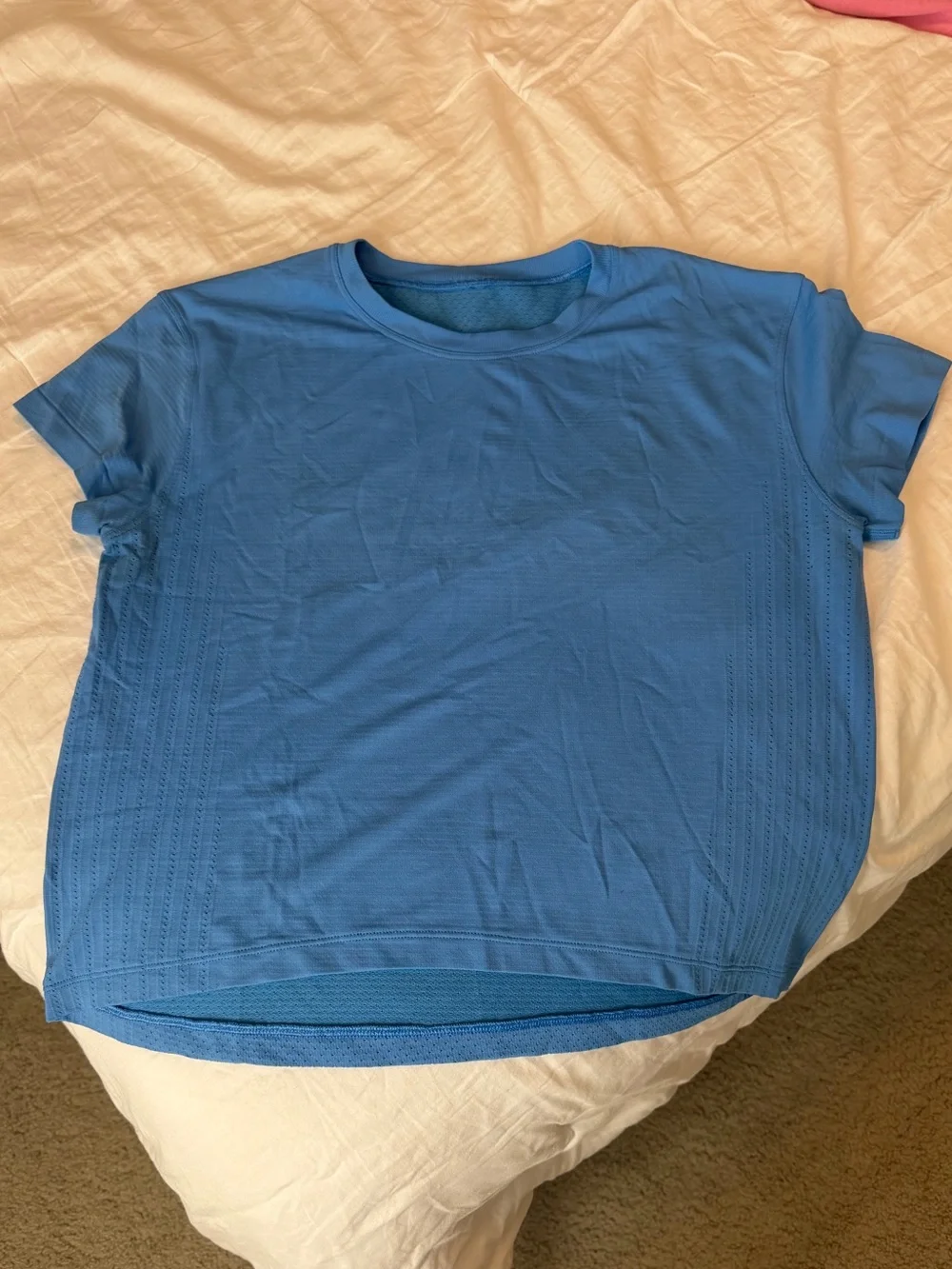 Lululemon Train to be Blue short sleeve shirt